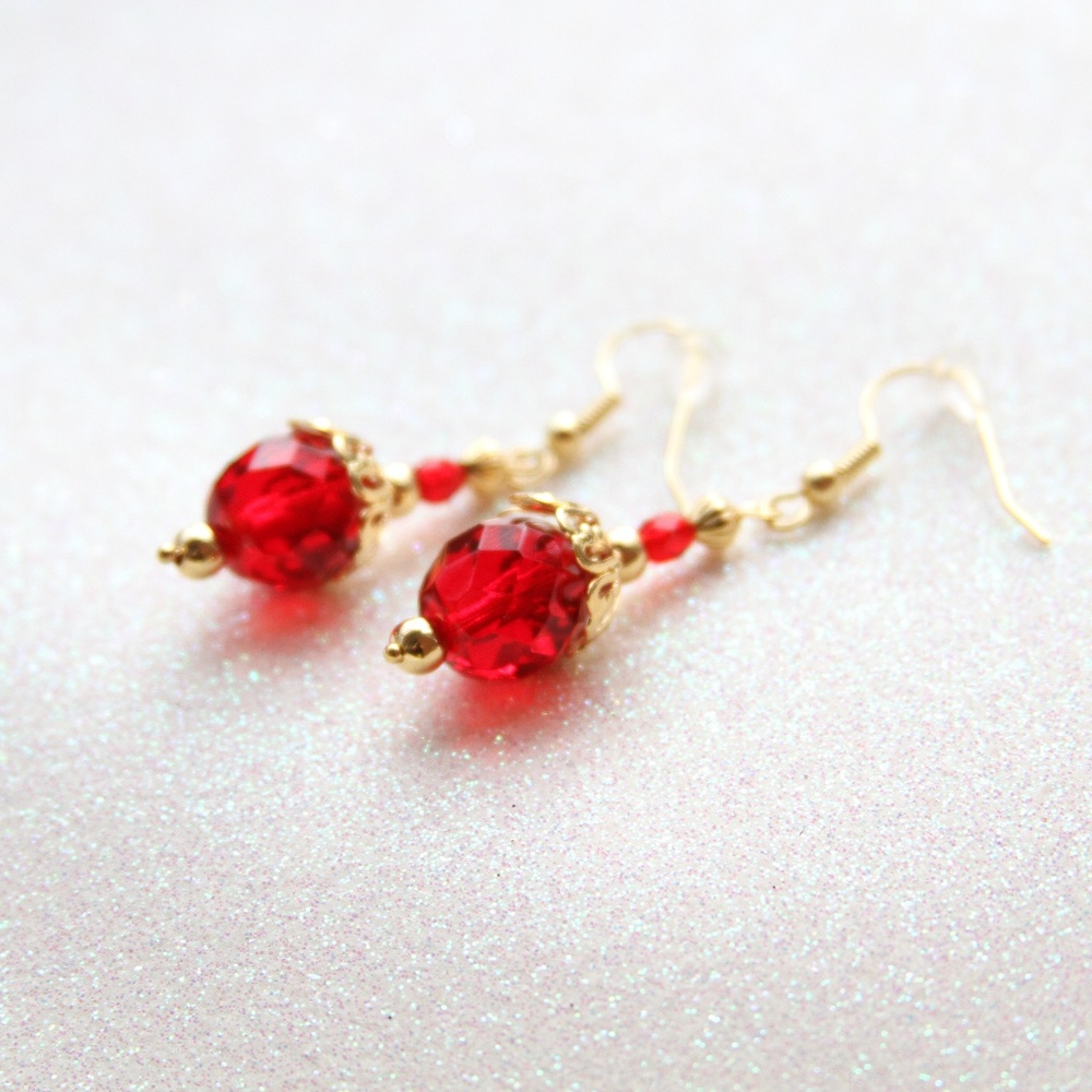 Splash of Red Earrings!!!